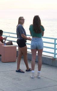 Bubble butt in spandex w cute teen in shorts