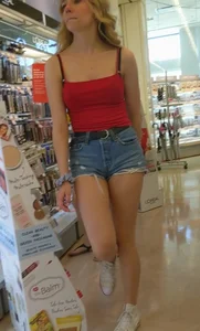 Blonde Hottie in Jean shorts