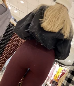 Tight Red Leggings