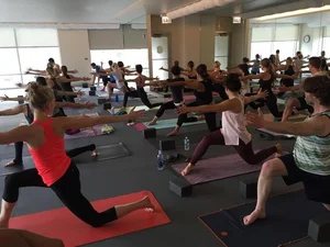 Candid sexy girls in spandex doing yoga