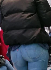 Cumable teen in tight ass in jeans