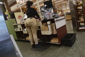 Pouty PAWG Worker
