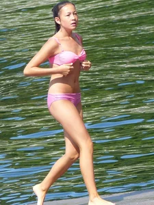 Bikini girls
