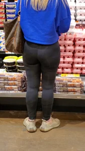 2 Phat assed blondes in spandex in cap’d at work