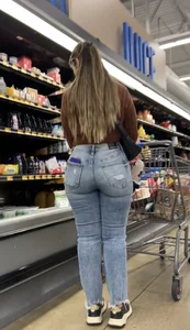 PERFECT Jeans ass on Milf (Mega Thread)