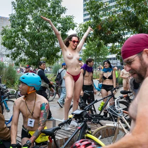 Publicly nude girls