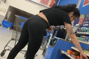 Walmart sexy brunette in leggings with a nice ass