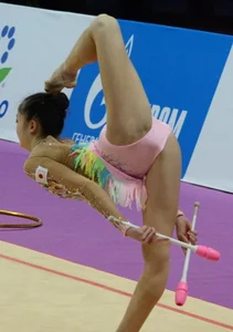 Skinny Gymnast Girl with Amazing Stretch and Sexy Legs Candid