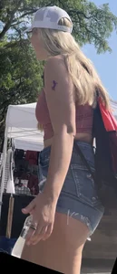 At the fair: 2 hot blondes