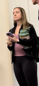 Traveler with a nice ass