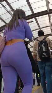 PAWG mexicana en Leggings
