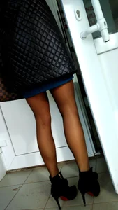 Candid Skinny Hot Milf on High Heels