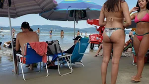 Brazillian beach creepshots, huge gallery of candid girls in swimsuits