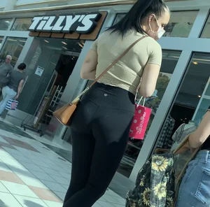 Sexy Mall Teen in Black Lulu’s
