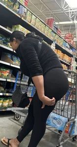 Fine lady in black shopping Bendover/squat‼️