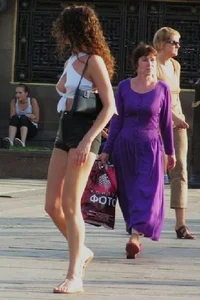 Gorgeous candid chick wearing a top, mini-shorts and sandals street creepshot; long and skinny legs