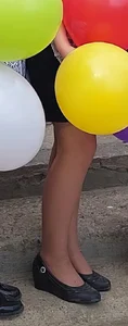 College teen legs in pantyhose closeups