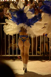 Sexy lady with a nice ass dressed up while dancing