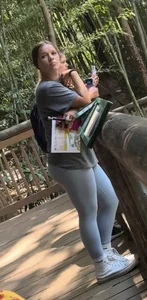 Cute PAWG at the ZOO W/VPL