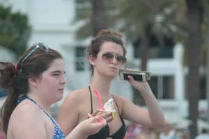 Sexy Florida girls in bikinis