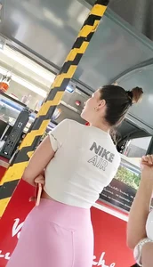 Super cute MEGABABE in pink leggings with bubble butt!