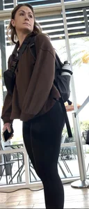 True Pawg in yoga pants and upshot at coffee line