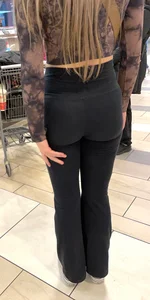 Slim Beauty in Black Leggings