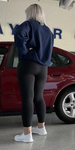 Nice ass at repair shop