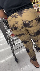 Thick ebony in tie dye leggings
