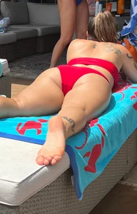 Endless amount of patriotic MILF booty