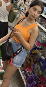 Ass-eating latina (more than 50 pics)