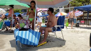 Brazillian beach creepshots, huge gallery of candid girls in swimsuits