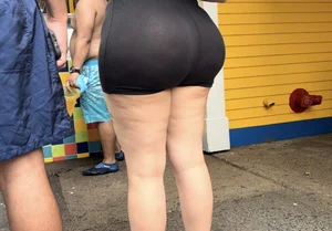 Beautiful Latina/ Massive BBL Ass Cheeks /
