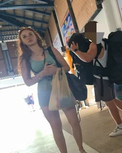 Super hot fit babe with a nice bubble in tight shorts. Look at her face  (OC)