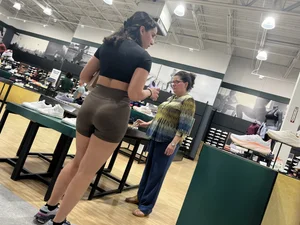 Big booty Latina sneaker shopping (oc)