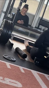 (Pt. 3) Thick gym PAWG w/ faceshot
