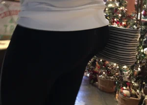 Christmas store girl with a nice booty in leggings with vpl