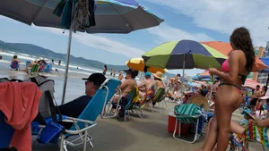 Brazillian beach creepshots, huge gallery of candid girls in swimsuits