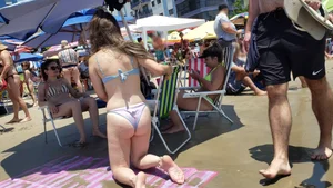 Brazillian beach creepshots, huge gallery of candid girls in swimsuits