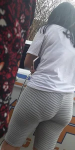 Tight white leggings