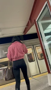 Waiting for train vpl