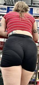 Tall chic shopping w booty eating black shorts/VPL‼️