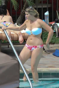 Mix of candid girls at the beach and in bikinis