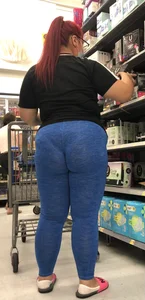 [OC Covid-era catch] Hot thick redhead Latina MILF VPL Wedgie Walmart
