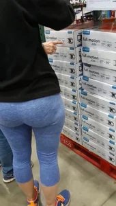 [oc] thick blue tights mature and it’s poking out