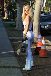 Alexis Ren at Moon Juice with hard nipples and a great ass in white tight sweats
