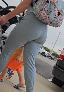 Dollar Store Mommy