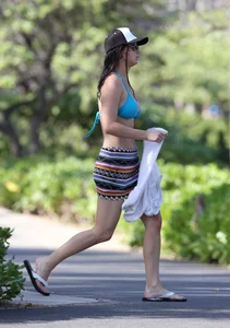 Jennifer Lawrence candid and paparazzi pictures in bikinis