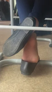 College teen in flats dangling her shoes under desk in class creepshots