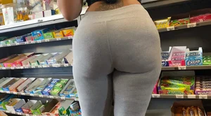 Crazy big booty ebony in grey tights!